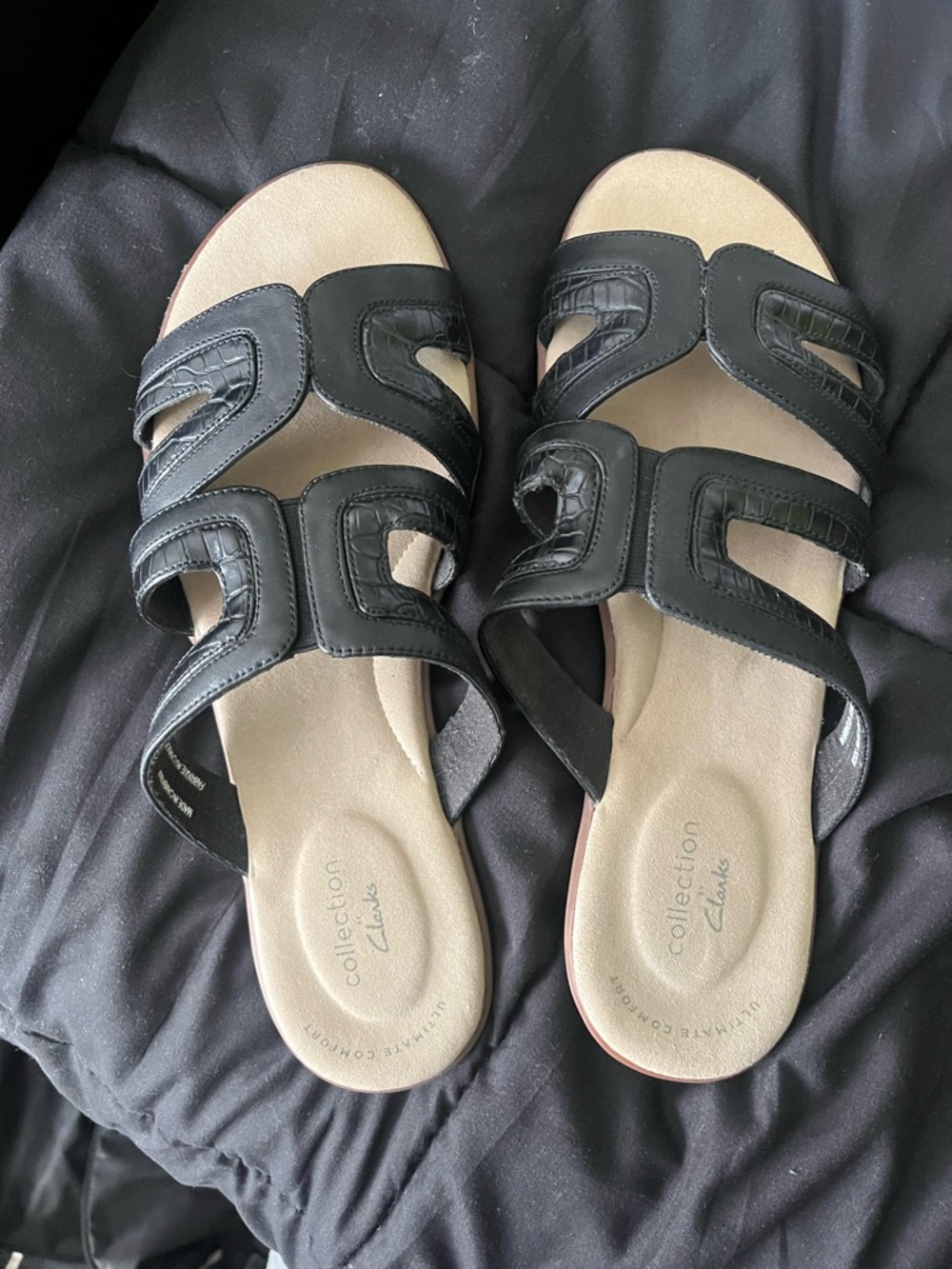 Clarks Black Leather Multi‑Strap Slide Sandals